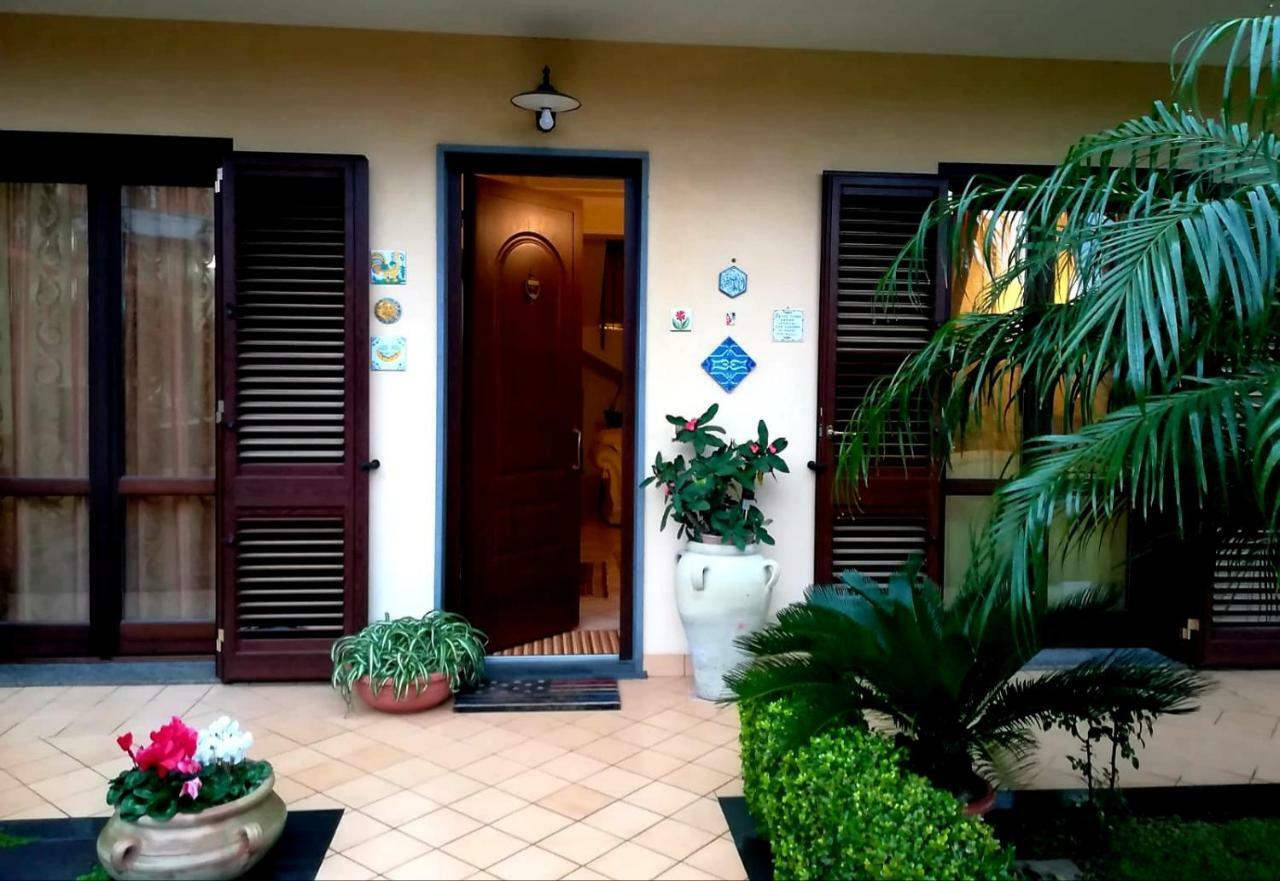 Casa Vacanze Etna Cocus Santa Venerina Extérieur photo